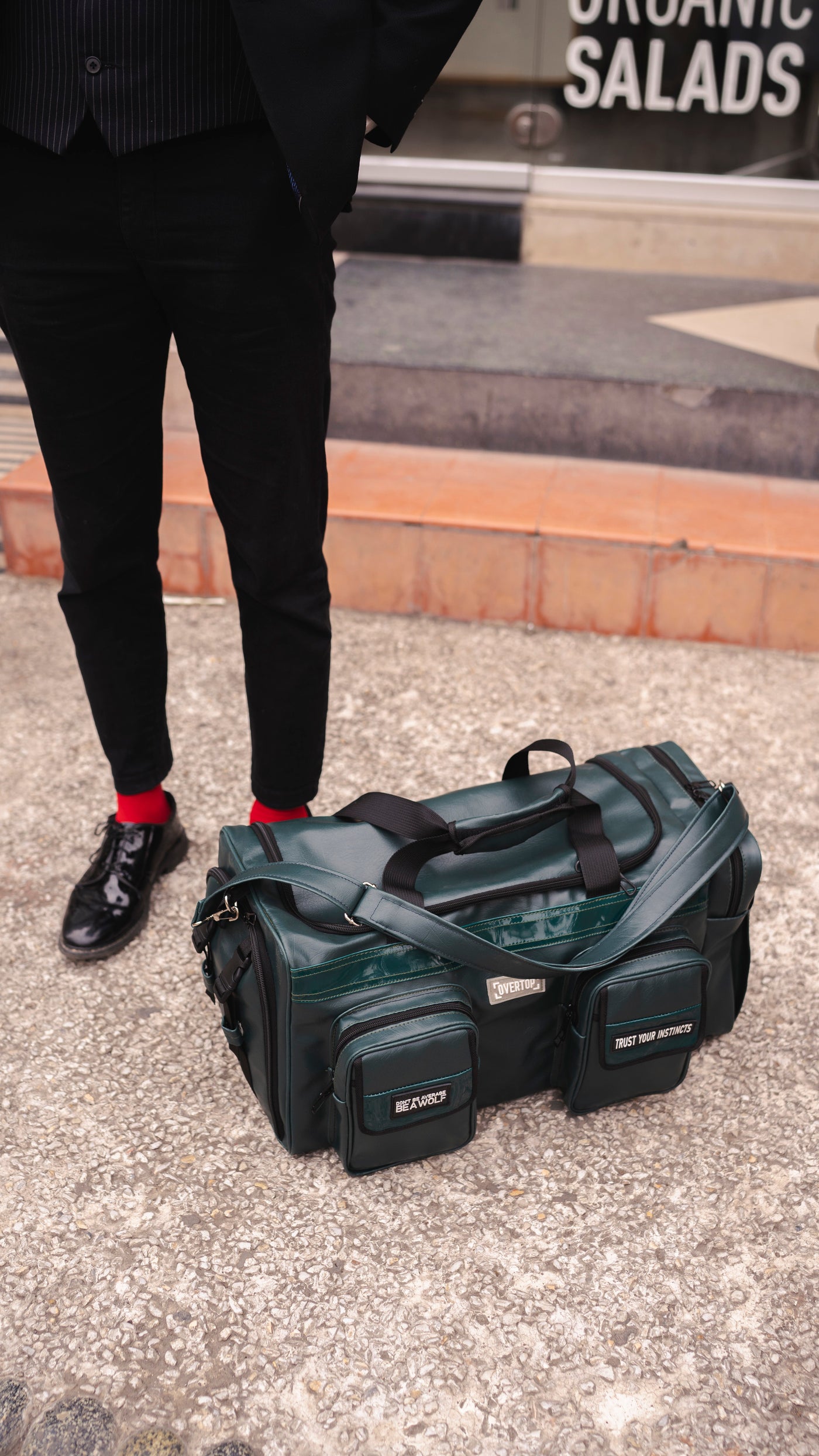 DARK GREEN UNRIVALLED 40L DUFFLE BAG