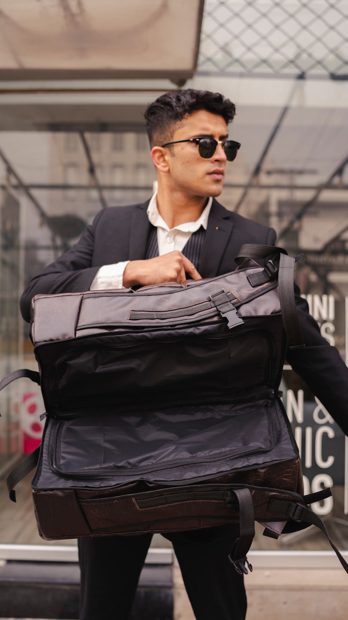 2 in 1 Sandwich Style Duffle Rucksack //