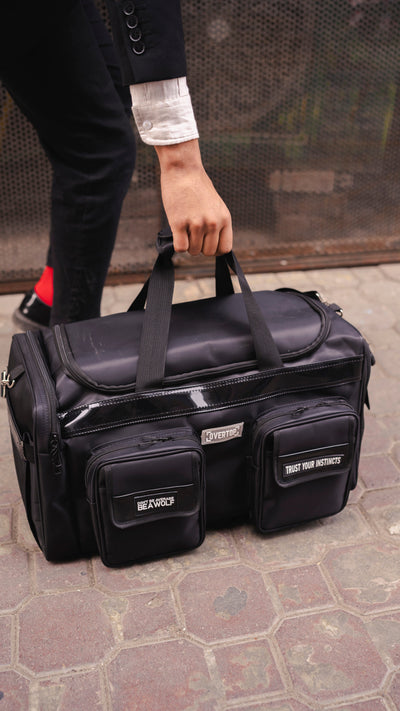 UNRIVALLED DUFFLE BAG 40 LITTER SPACE DESIGN //