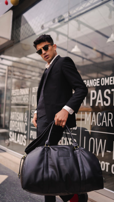 Black Weekender Leather 40L Duffle Bag //