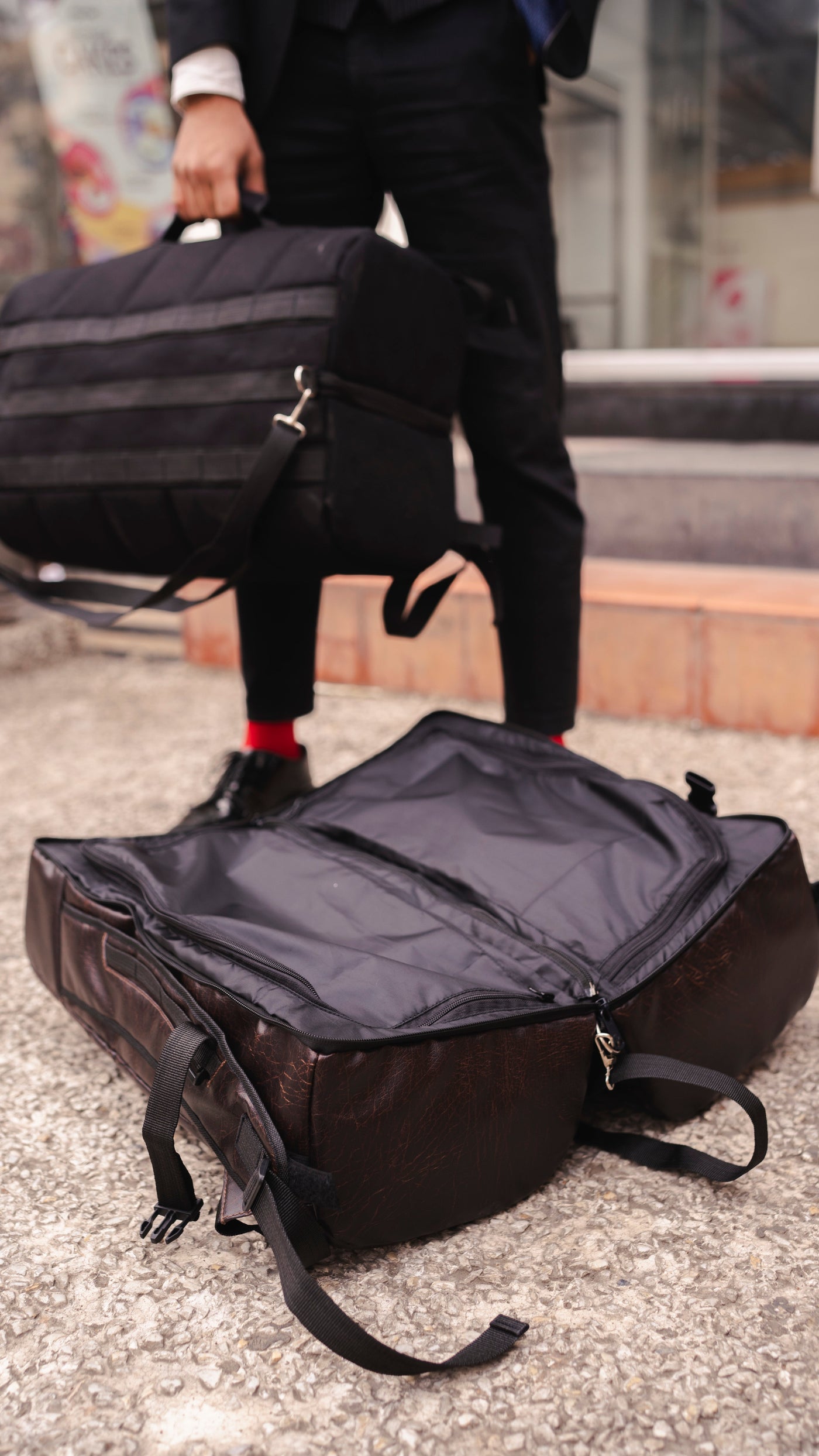 2 in 1 Sandwich Style Duffle Rucksack Black //