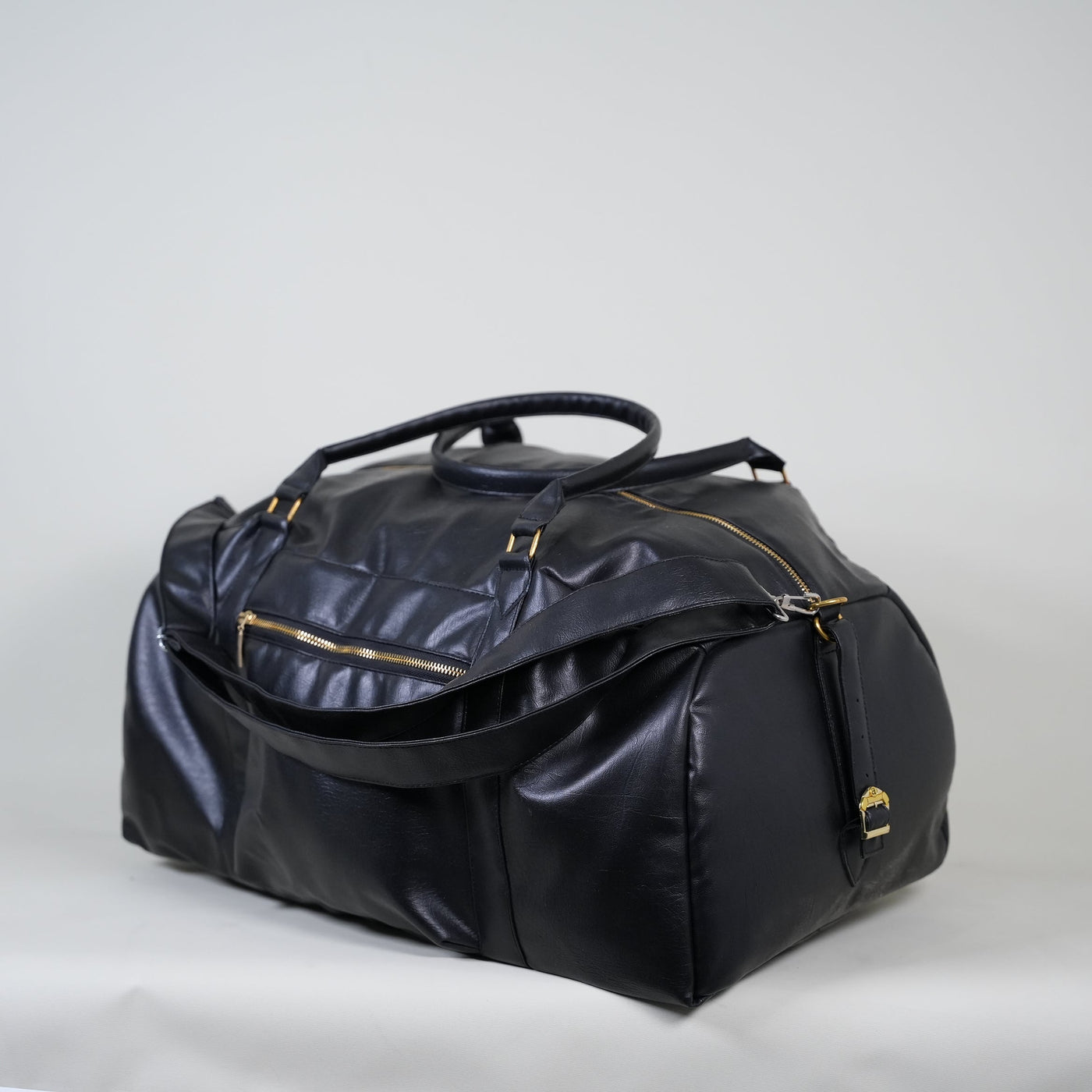 Black Weekender Leather 40L Duffle Bag //