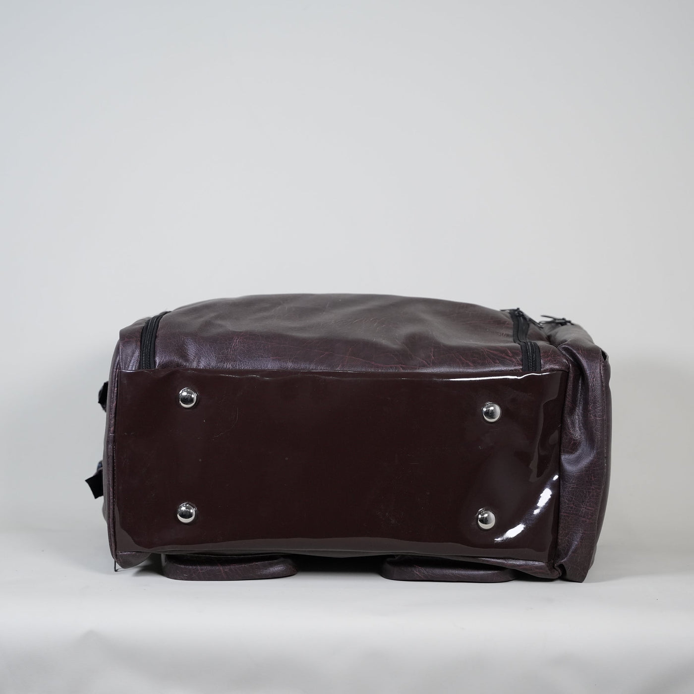 UNRIVALLED DARK TEXTURED BROWN 40L DUFFLE BAG