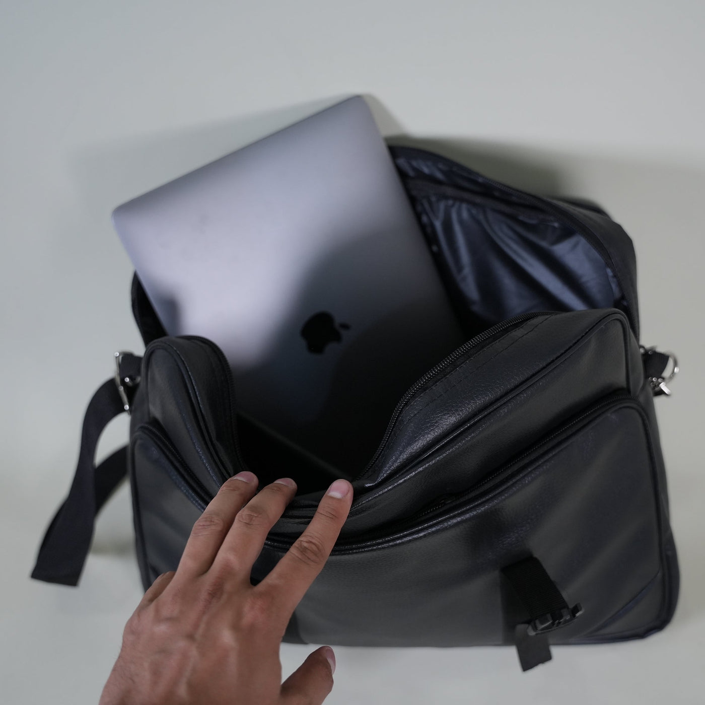 CEO Sleek Leather Laptop Bag //