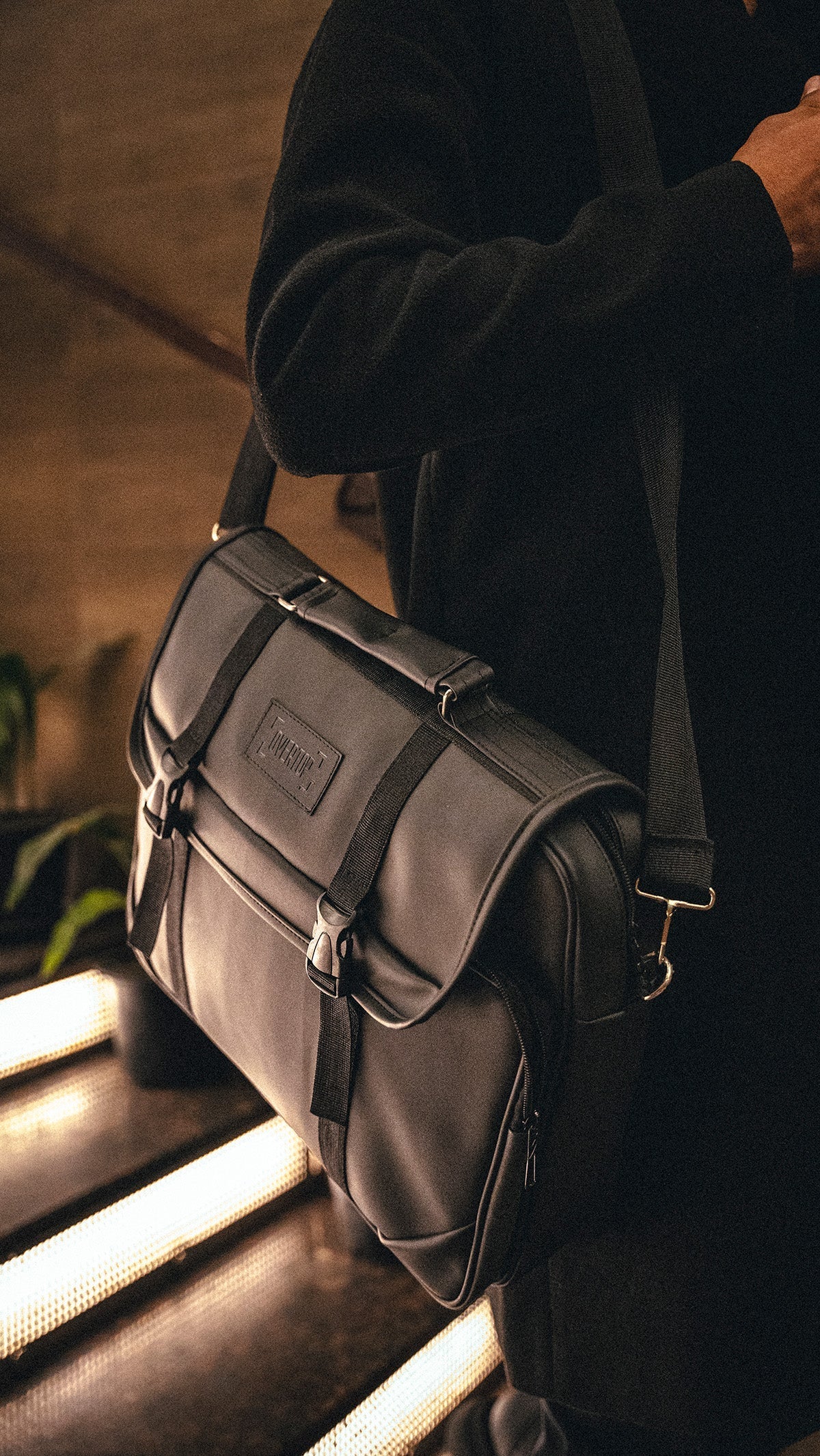 CEO Sleek Leather Laptop Bag //