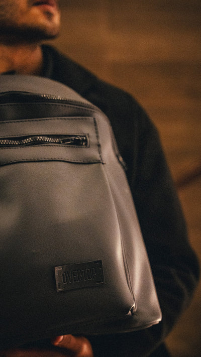 Shark Laptop Backpack Leather //