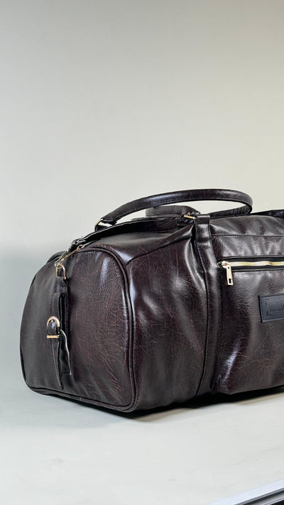 Weekender Dark Textured Brown Leather 40L Duffle Bag //