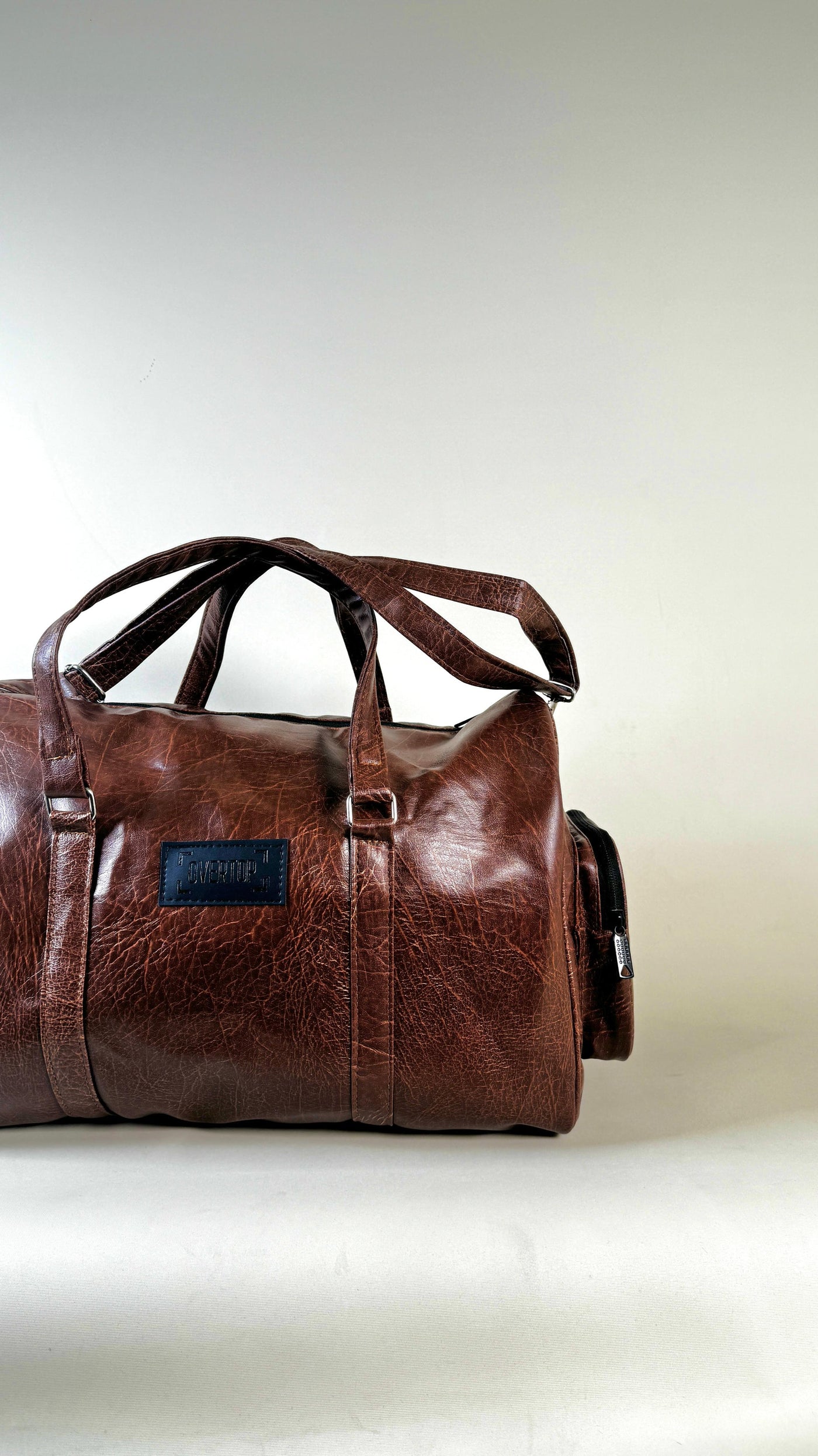 Textured Brown Leather 20L Duffle //