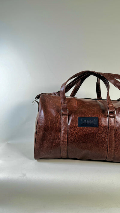 Textured Brown Leather 20L Duffle //