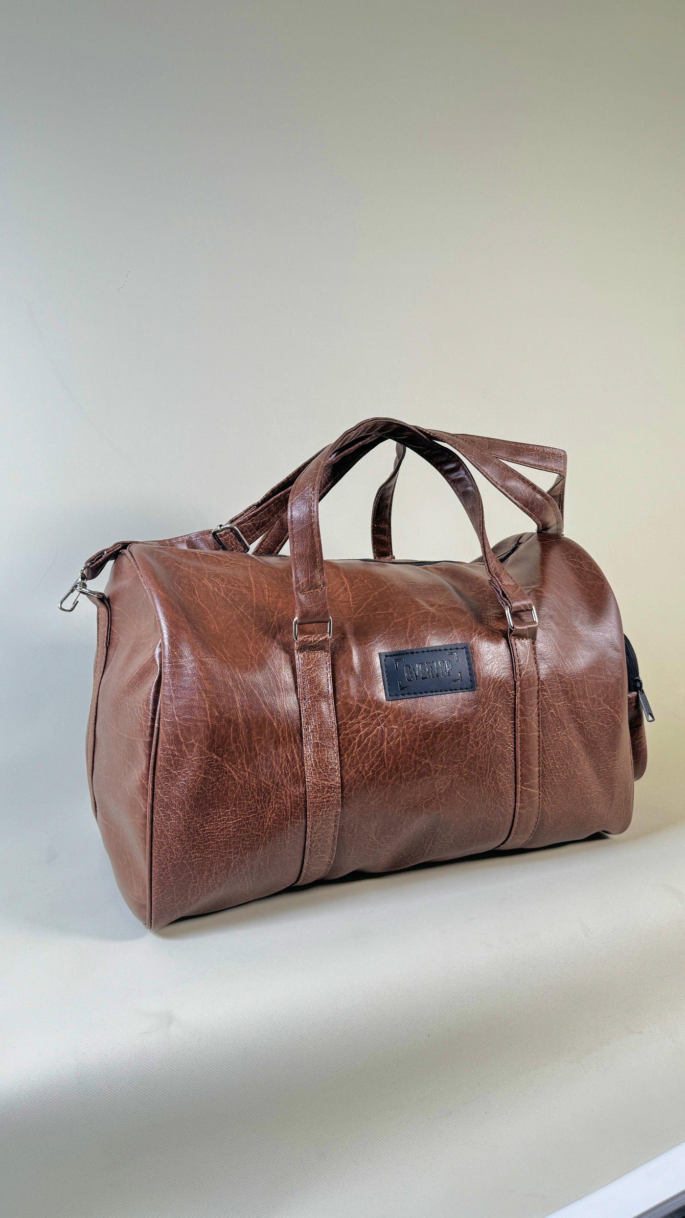 Textured Brown Leather 20L Duffle //