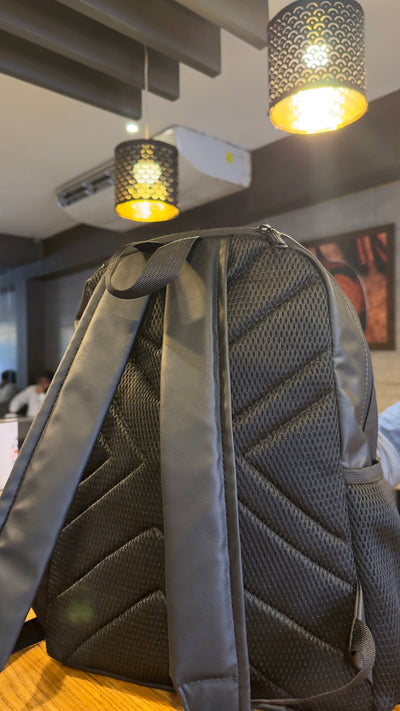 Armoured 16” Laptop Bagpack - Military Grade Material //