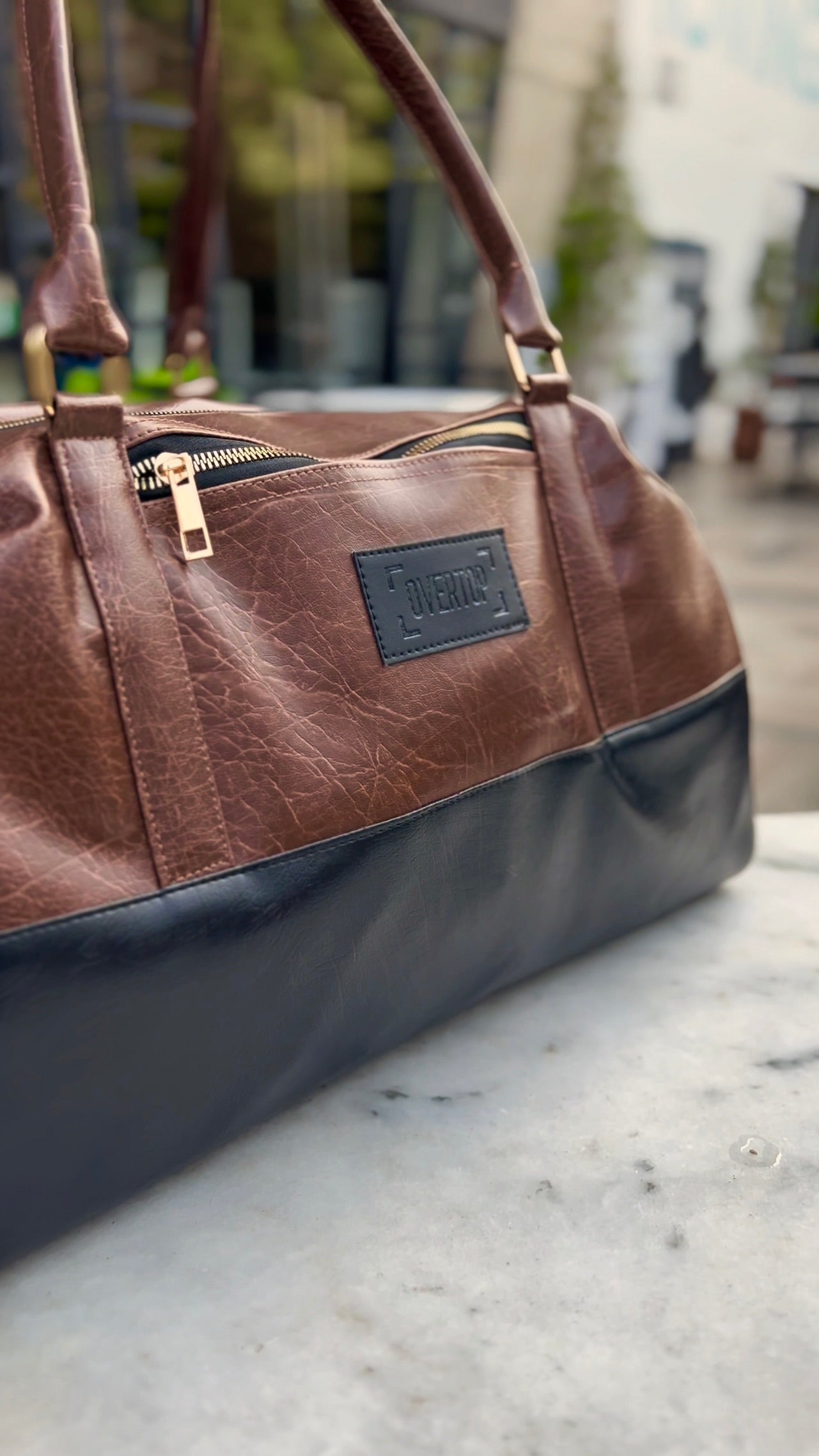 Limited Edition Two-Toned 40L Weekender duffle bag //