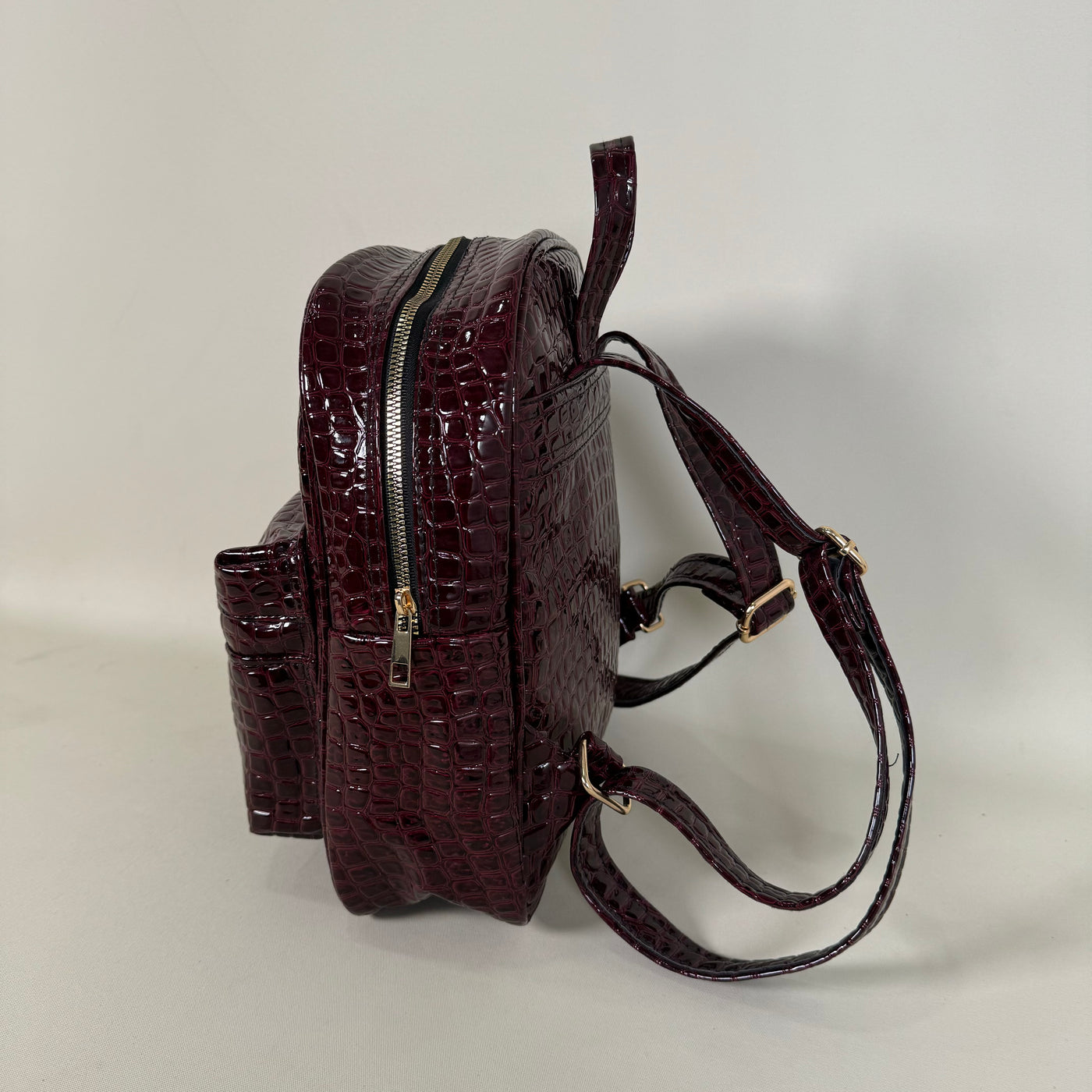 Mahogany Chic Snake Skin Leather Compact Backpack //