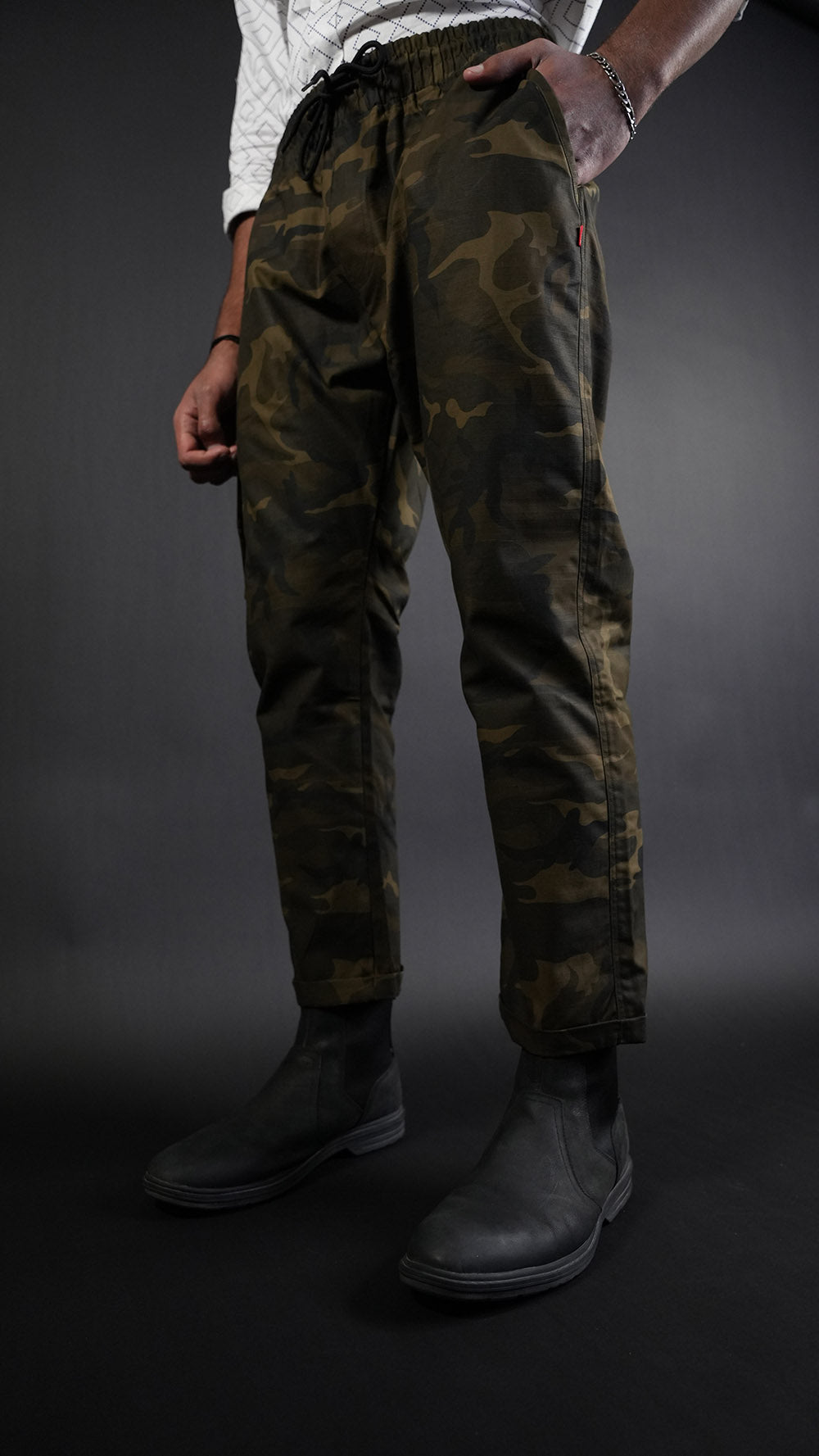 STRAIGHT Camouflage Passion Trouser