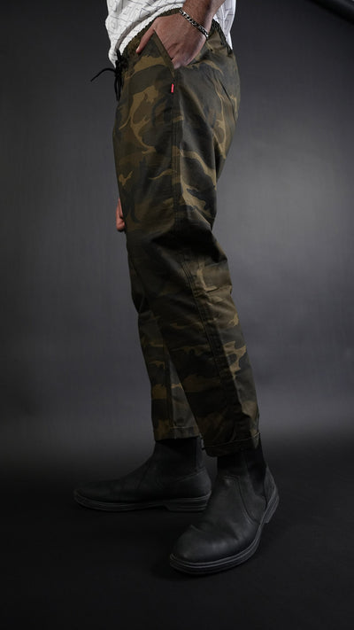 STRAIGHT Camouflage Passion Trouser