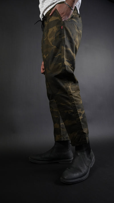 STRAIGHT Camouflage Passion Trouser