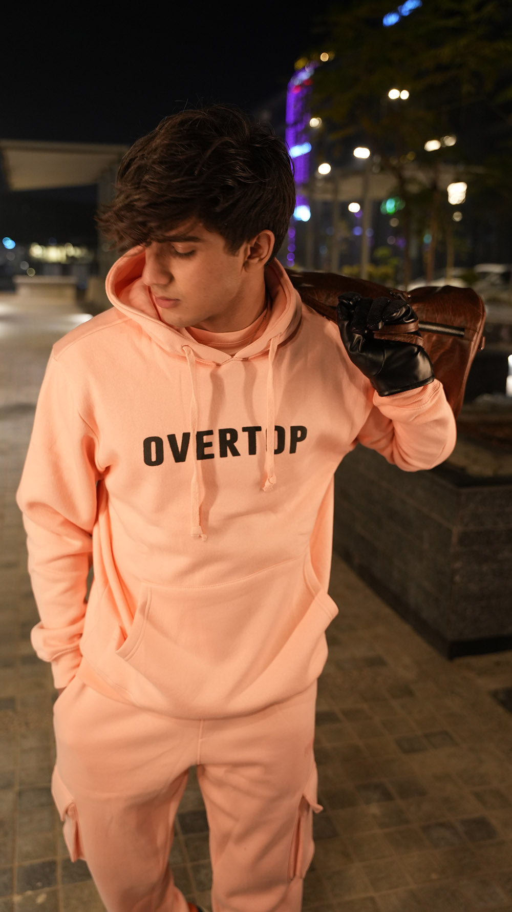 PEACH OVERTOP PRINTED HOODIE -M