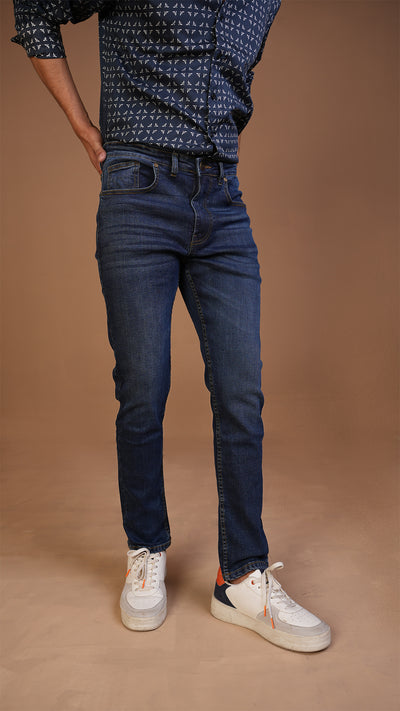 SLIM FIT JEANS