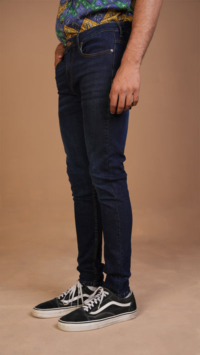 SKINNY FIT JEANS