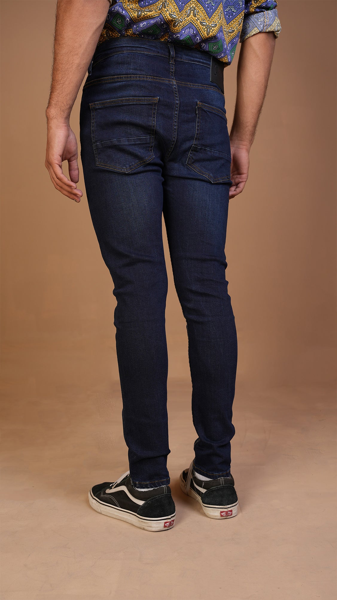 SKINNY FIT JEANS