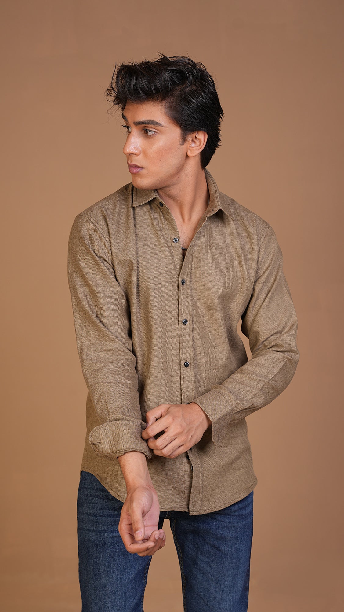 BEIGE BASIC SHIRT