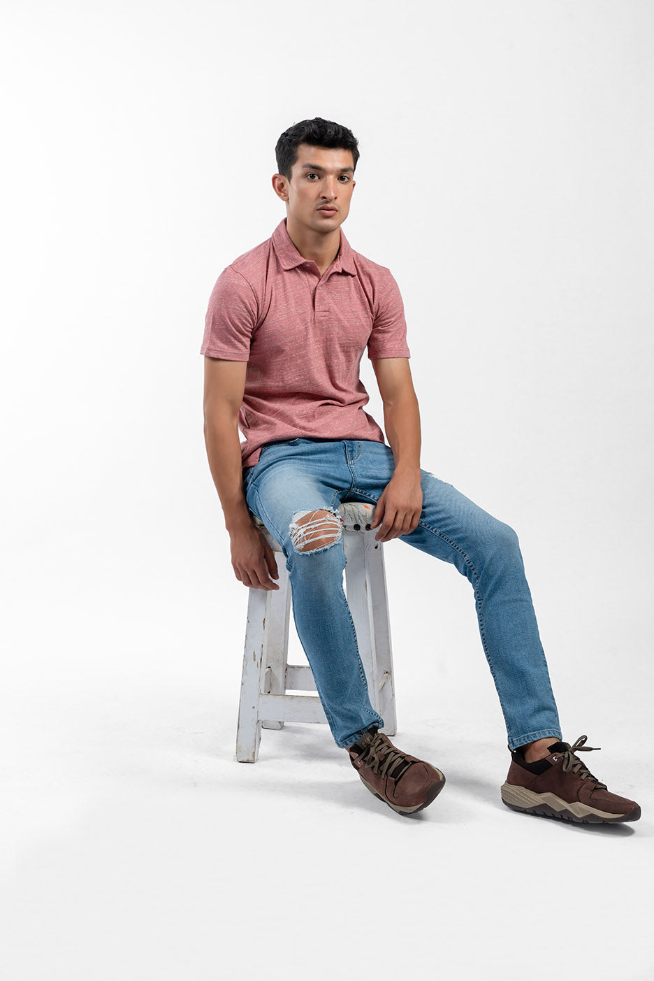 REGULAR FIT TEXTURED POLO