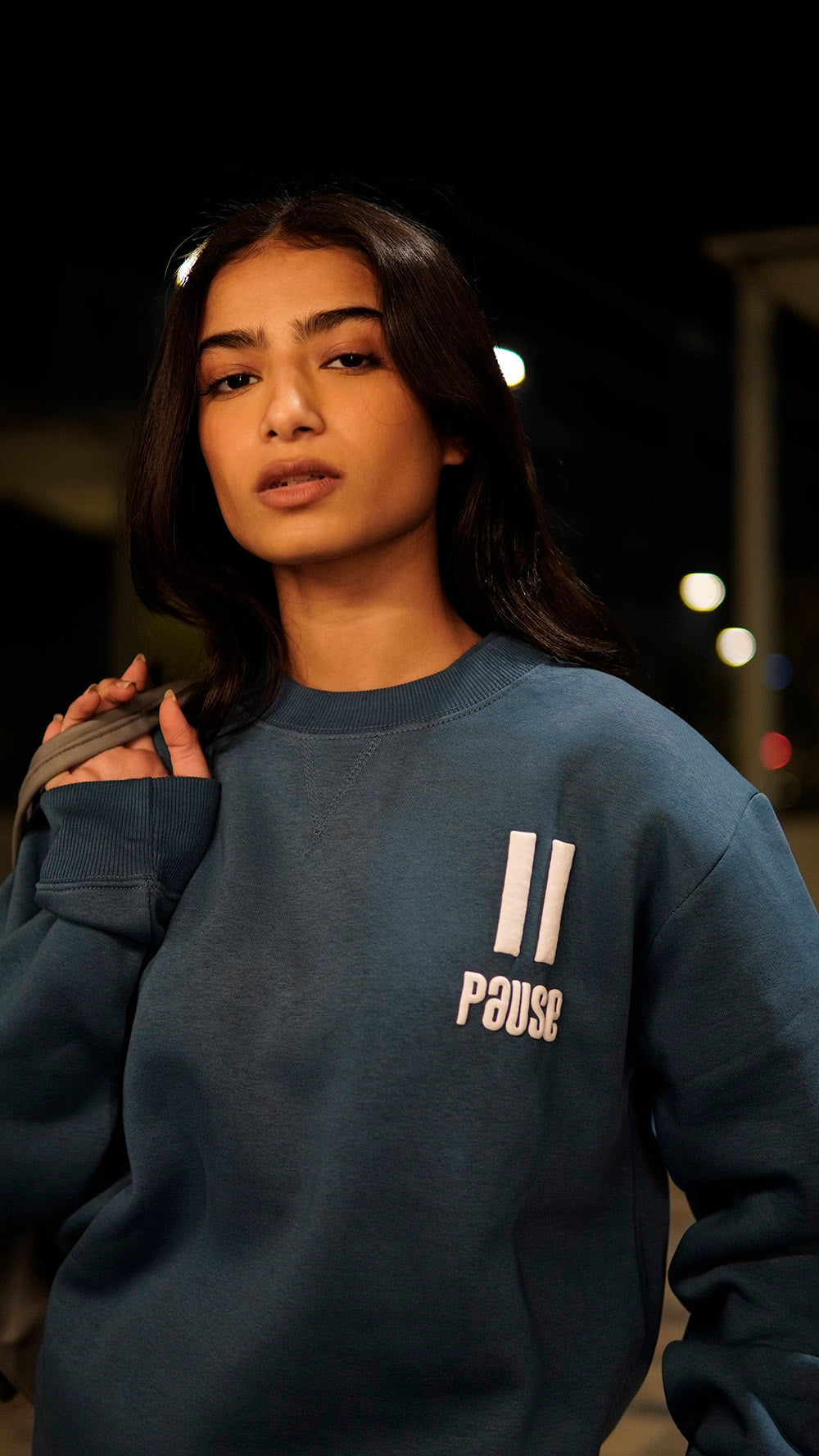 BLUE ASH OVERTOP PAUSE GRAPHIC SWEATSHIRT -W