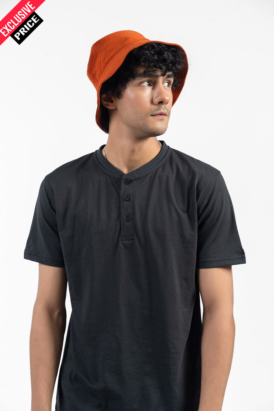 REGULAR FIT HENLEY TEE