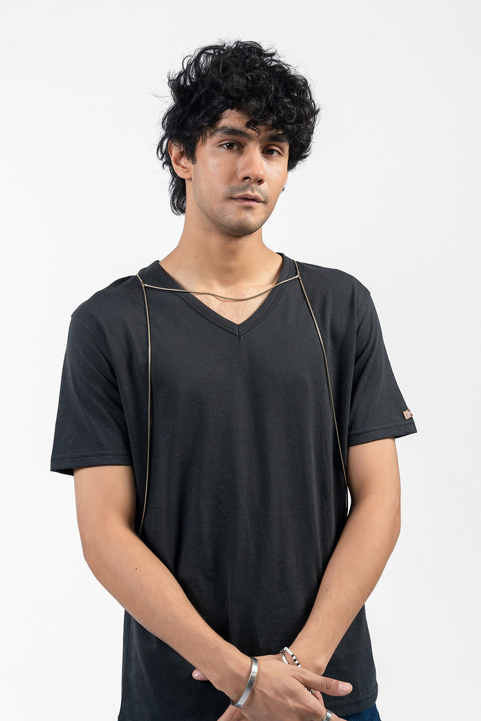 black v neck t shirt