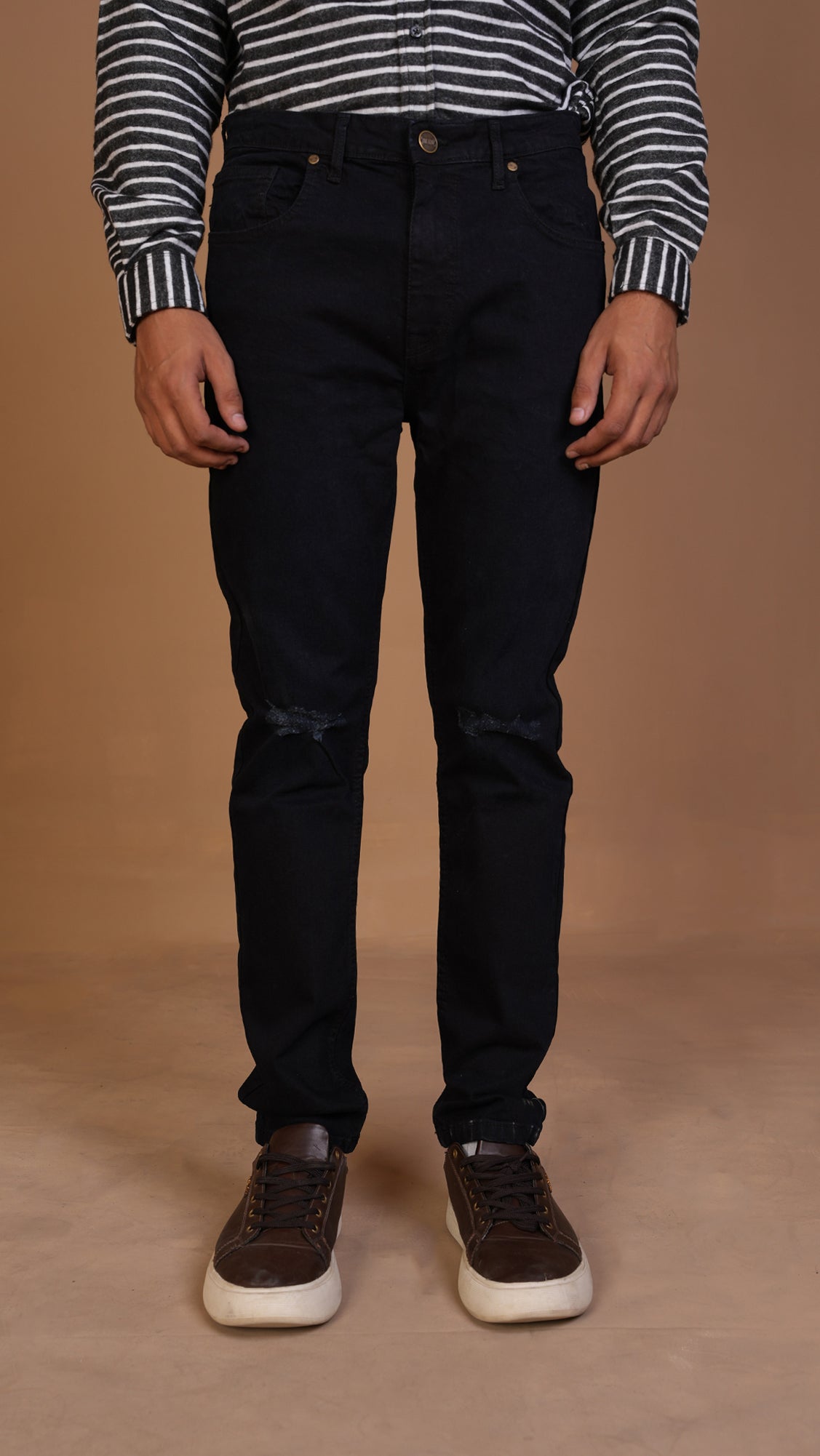 DARK BLUE KNEE RIPPED JEANS-SLIM FIT