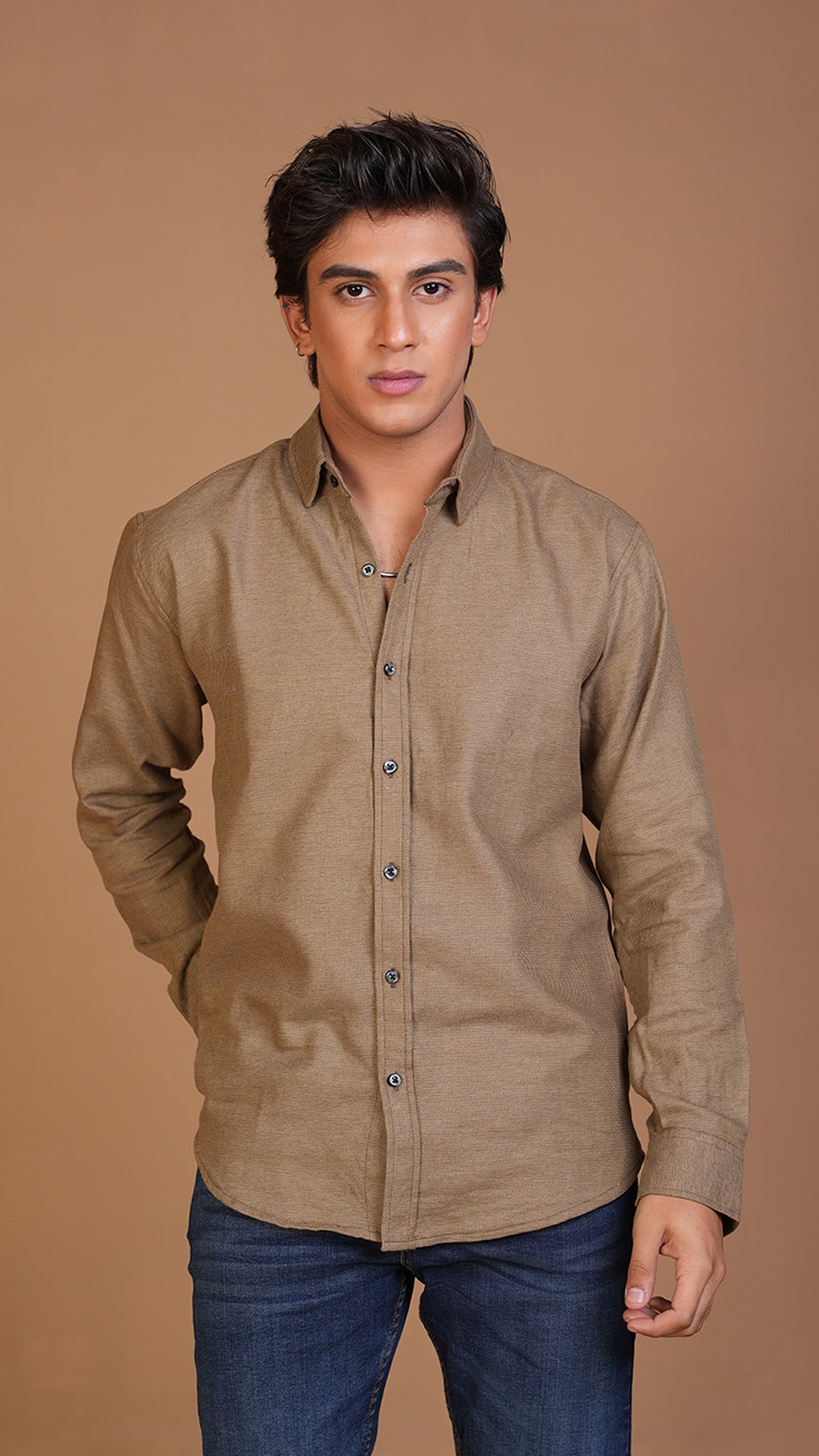 BEIGE BASIC SHIRT