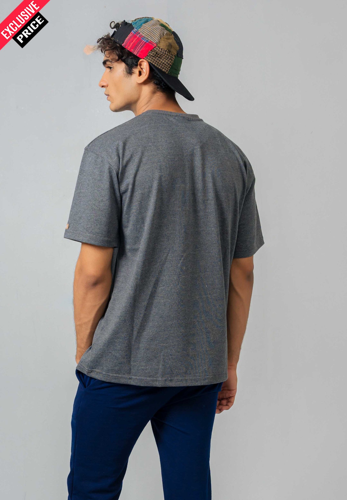 REGULAR FIT HENLEY TEE